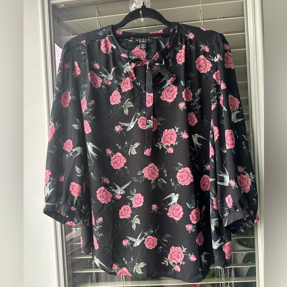Grace Rose & Sparrow Blouse Top - Picture 3 of 8